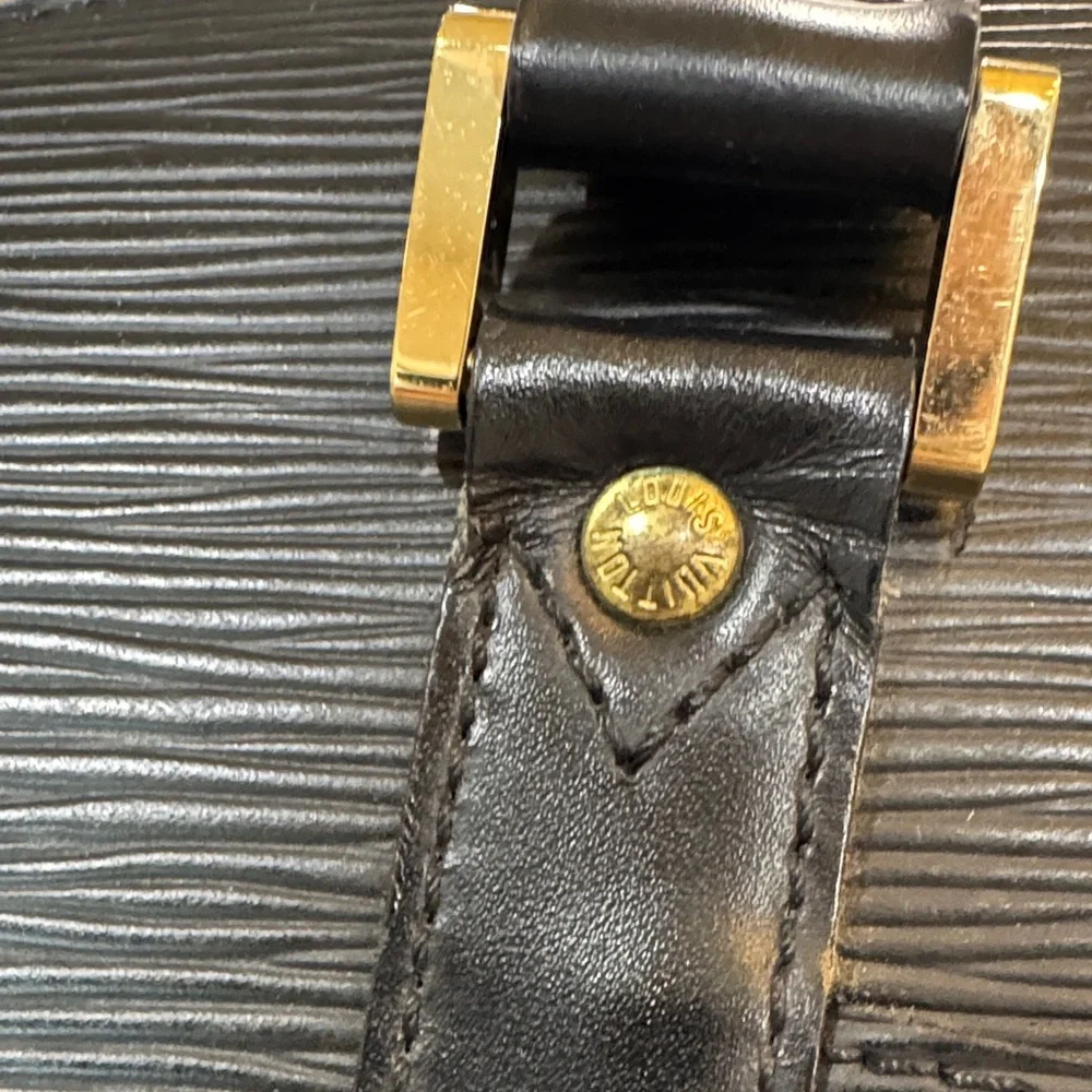Louis Vuitton EPI suitcase / weekend bag** Elegant Black Textured bag AUTHENTIC - Picture 4 of 11